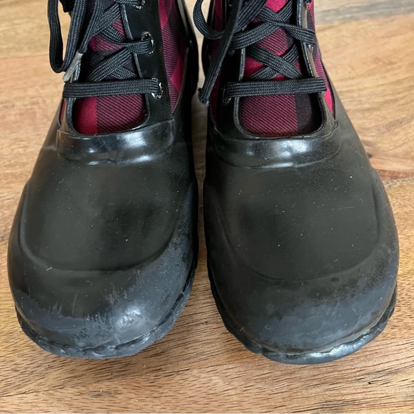 Bogs Sidney Lace Plaid Bog Red Black Boots Size 1 - Picture 3 of 17